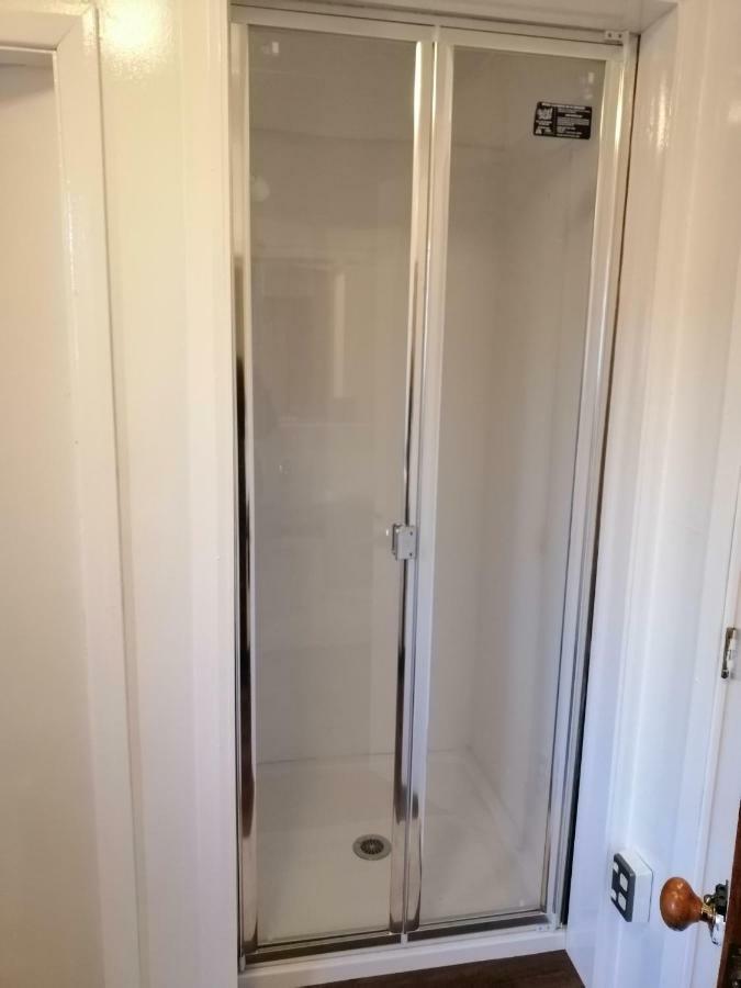 Homestay Double Room, Near The City Center Christchurch Exteriör bild